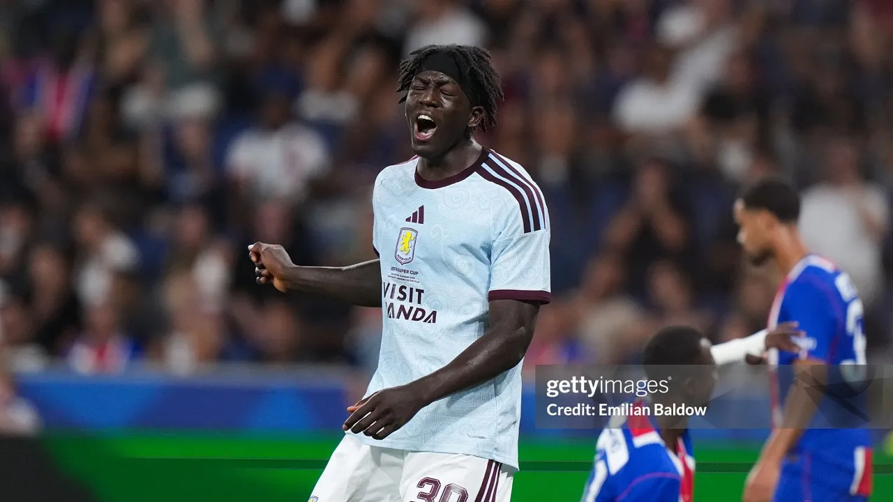 Brian Madjo tunjukkan mental kuat pada debut kompetitif bersama Aston Villa