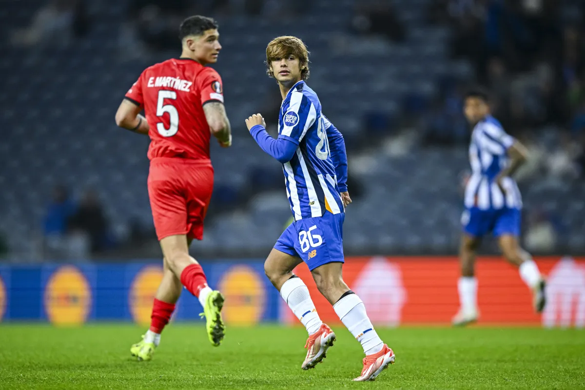 Galatasaray Jajaki FC Porto Usai Negosiasi Roma Buntu - sumber: (footballitalia)
