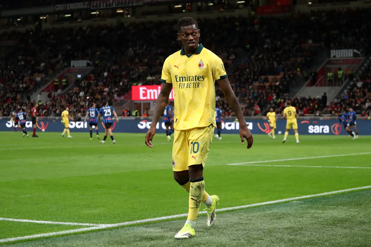 Harga Leao Turun, Milan Belum Puas dengan Performa di Bawah Asuhan Amorim - sumber: (footballitalia)