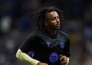 Jules Kounde Mulai Tidak Aman Posisinya di Barcelona
