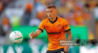 Kieran Trippier Bela Warisan Eddie Howe di Newcastle United