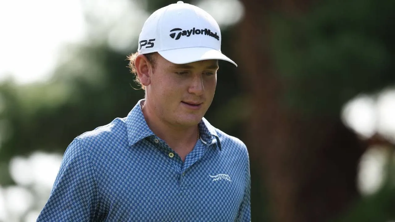 Logan Reilly, mahasiswa tingkat dua Auburn, harus melewati tekanan besar ketika menghadapi senior Oklahoma, Ryder Cowan. (Foto: Golf Digest)