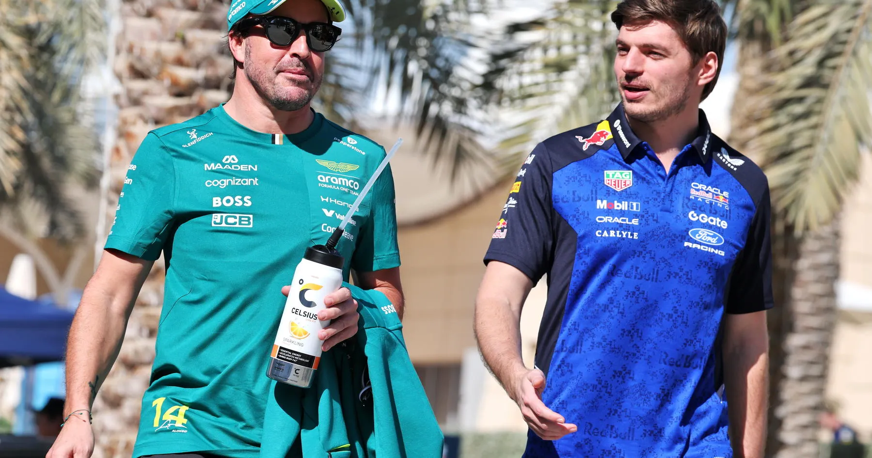Max Verstappen Bahas Masa Depan Alonso, Cadillac Bantah Isu Perez - sumber: (racingnews365)