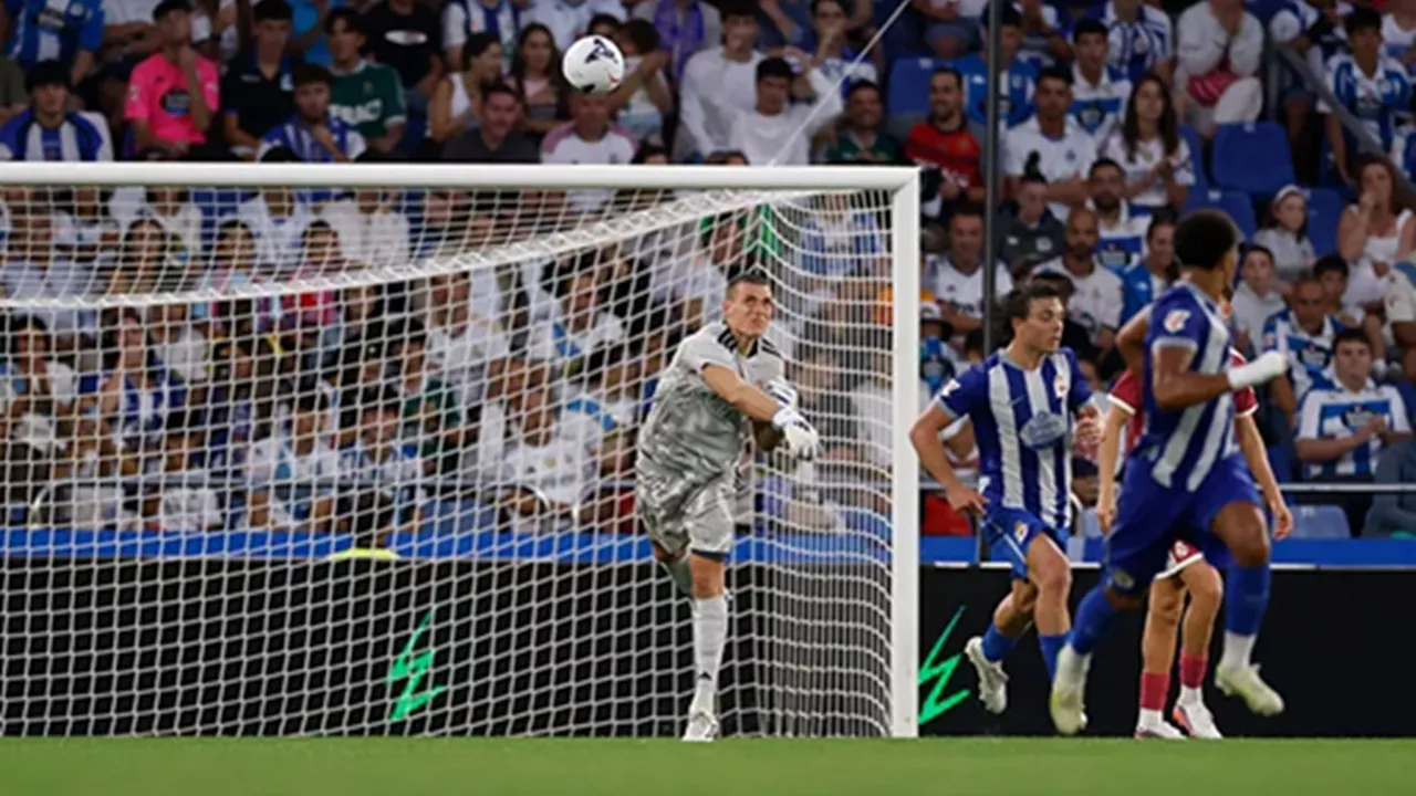 Andriy Lunin Berpeluang Dipinjamkan Real Madrid ke Juventus
