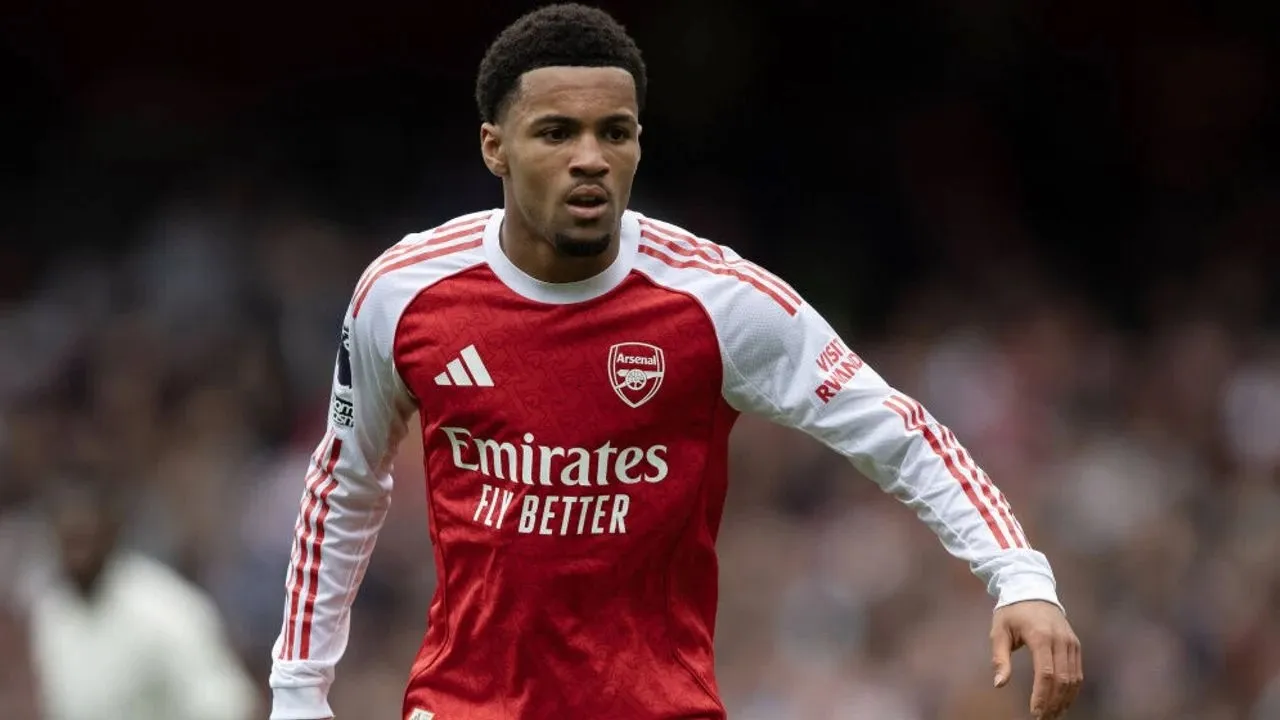 Arsenal Kembali Tolak Tawaran AC Milan untuk Transfer Ethan Nwaneri