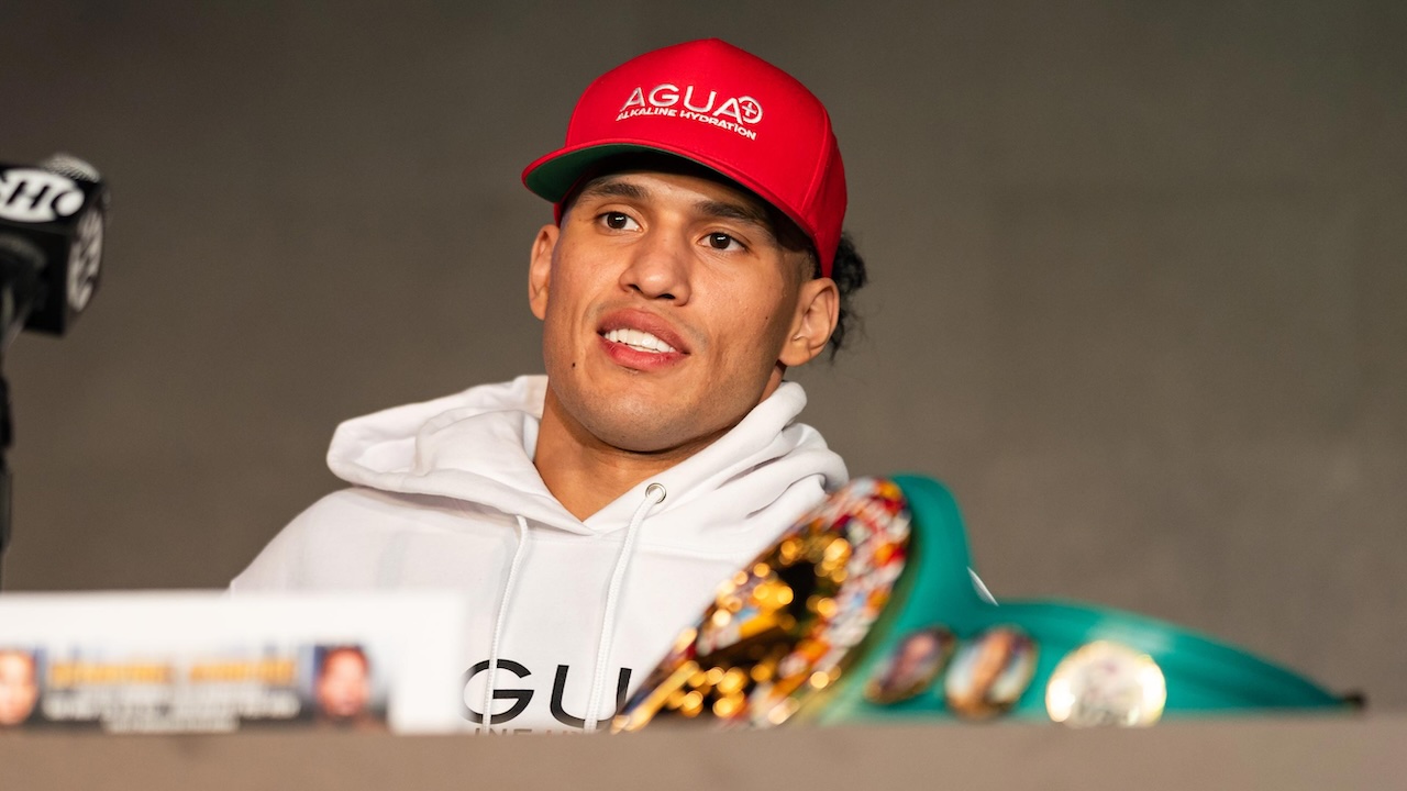 David Benavidez Berpeluang Gagalkan Duel Noel Mikaelian vs Opetaia