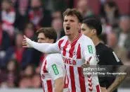 Everton dan West Ham Incar Rav van den Berg dari FC Koln