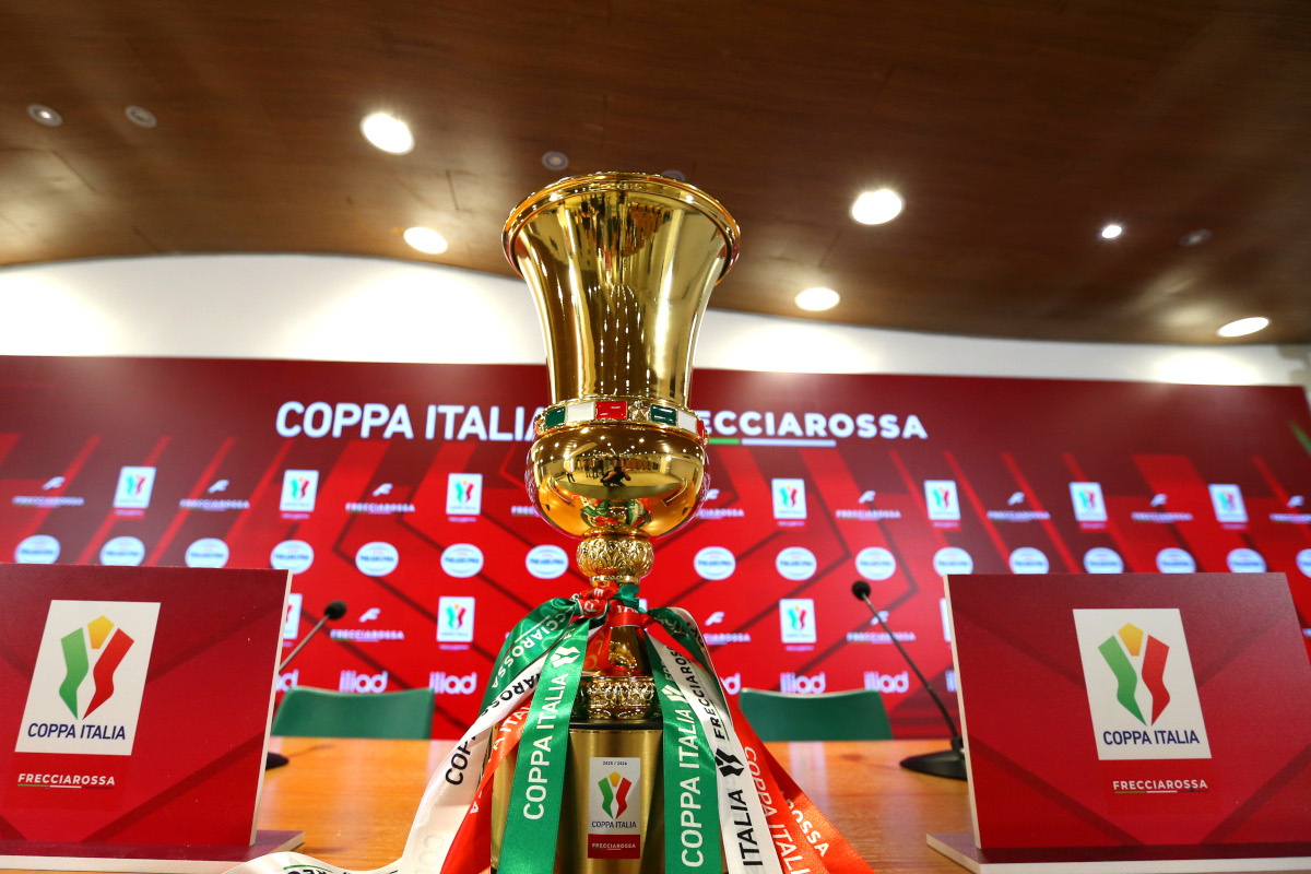 Fiorentina dan Cagliari Siap Tempur di Babak Pertama Coppa Italia