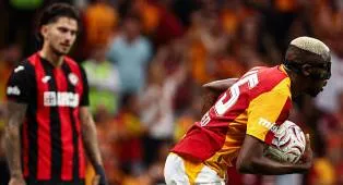Galatasaray Ditahan Imbang Tim Promosi, Victor Osimhen Cetak Dua Gol