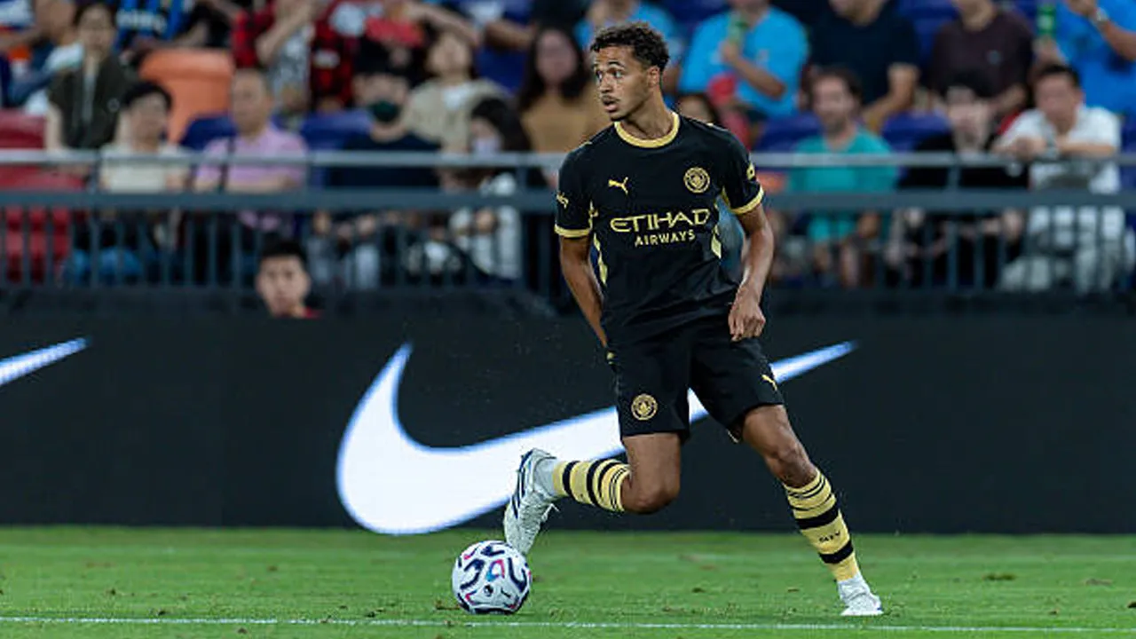 Manchester City Resmi Pinjamkan Max Alleyne ke Burnley Selama Satu Musim