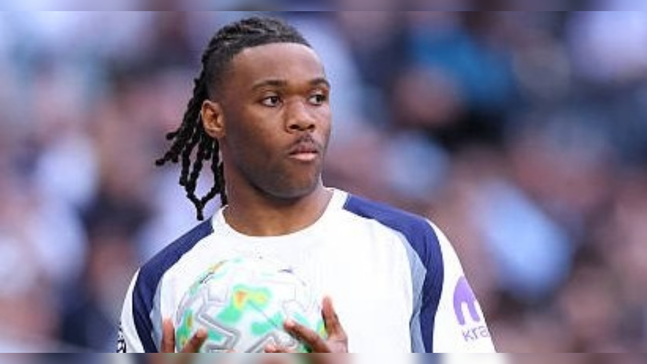 Roma Terhalang Untuk Wujudkan Transfer Defender Tottenham