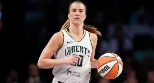 Sabrina Ionescu Akui Cedera Engkelnya Tidak Parah