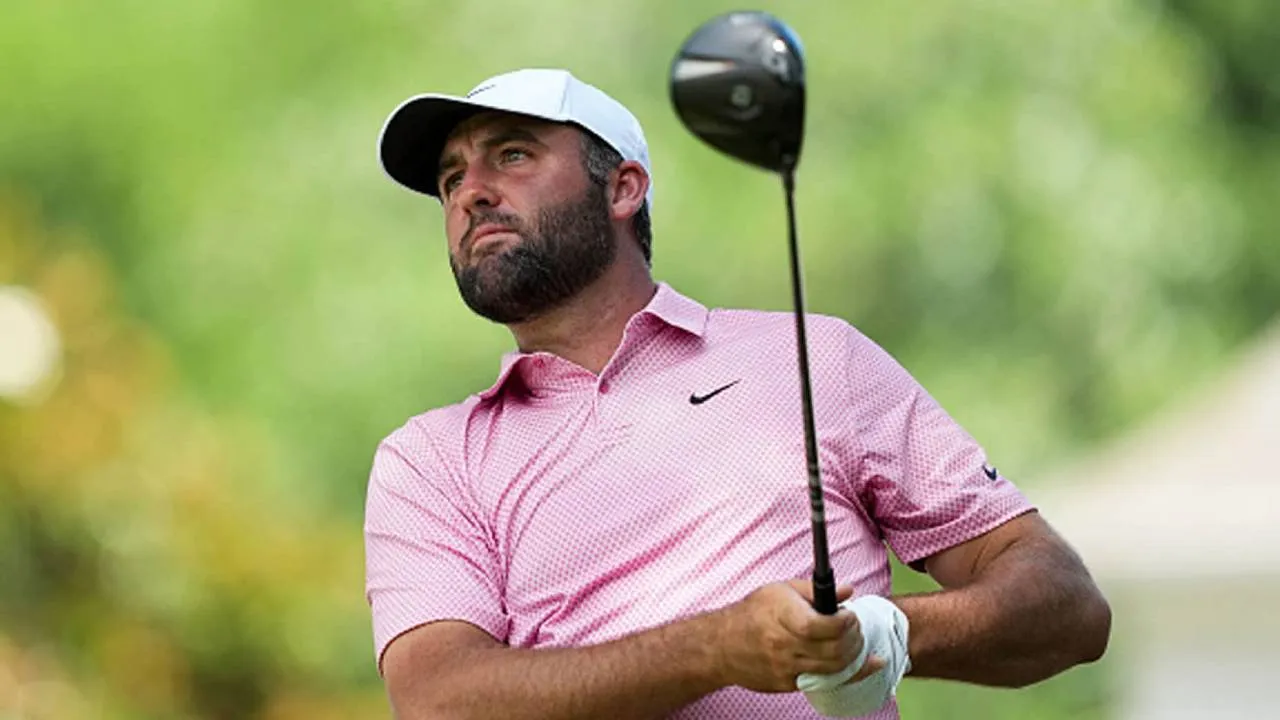 Dengan tambahan 61 pukulan, Scottie Scheffler mengumpulkan total 11-under 129 setelah dua putaran. (Foto: Golf Digest)