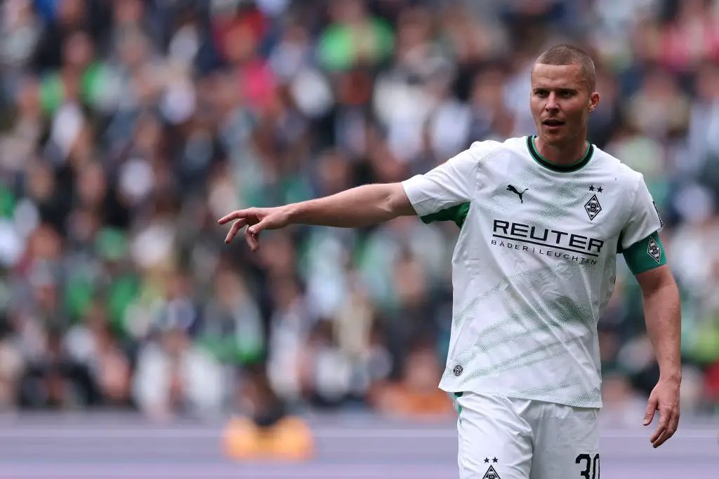 Transfer Nico Elvedi: Leeds dan Gladbach Hampir Sepakat, Satu Halangan Tersisa