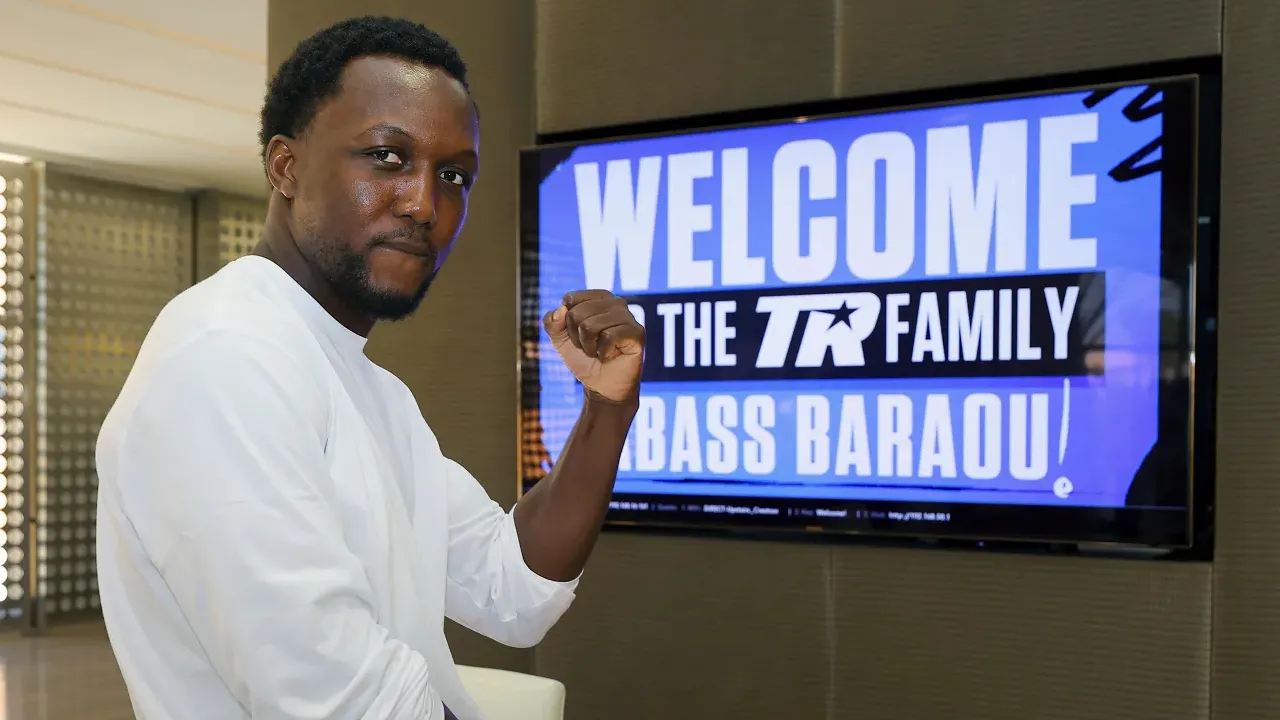 Abass Baraou menilai kontrak multi-tahun yang didapatnya dapat membuka peluang lebih besar dalam perjalanan kariernya. (Foto: Fight TV)