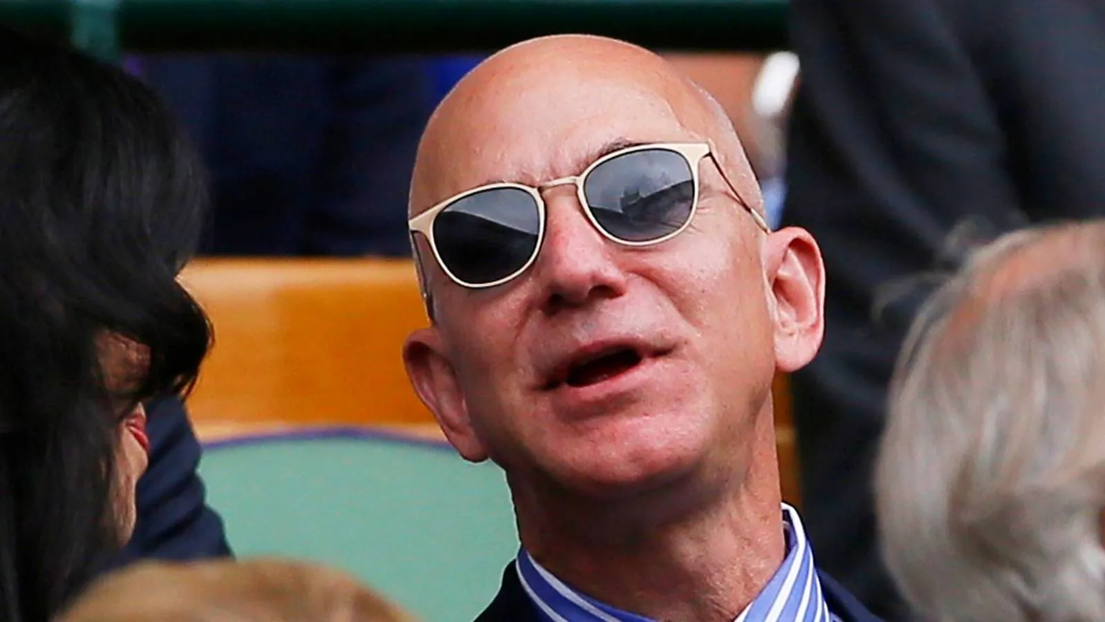 Anggota Parlemen Inggris Kritik Rencana Pengambilalihan Liverpool oleh Jeff Bezos - sumber: (givemesport)