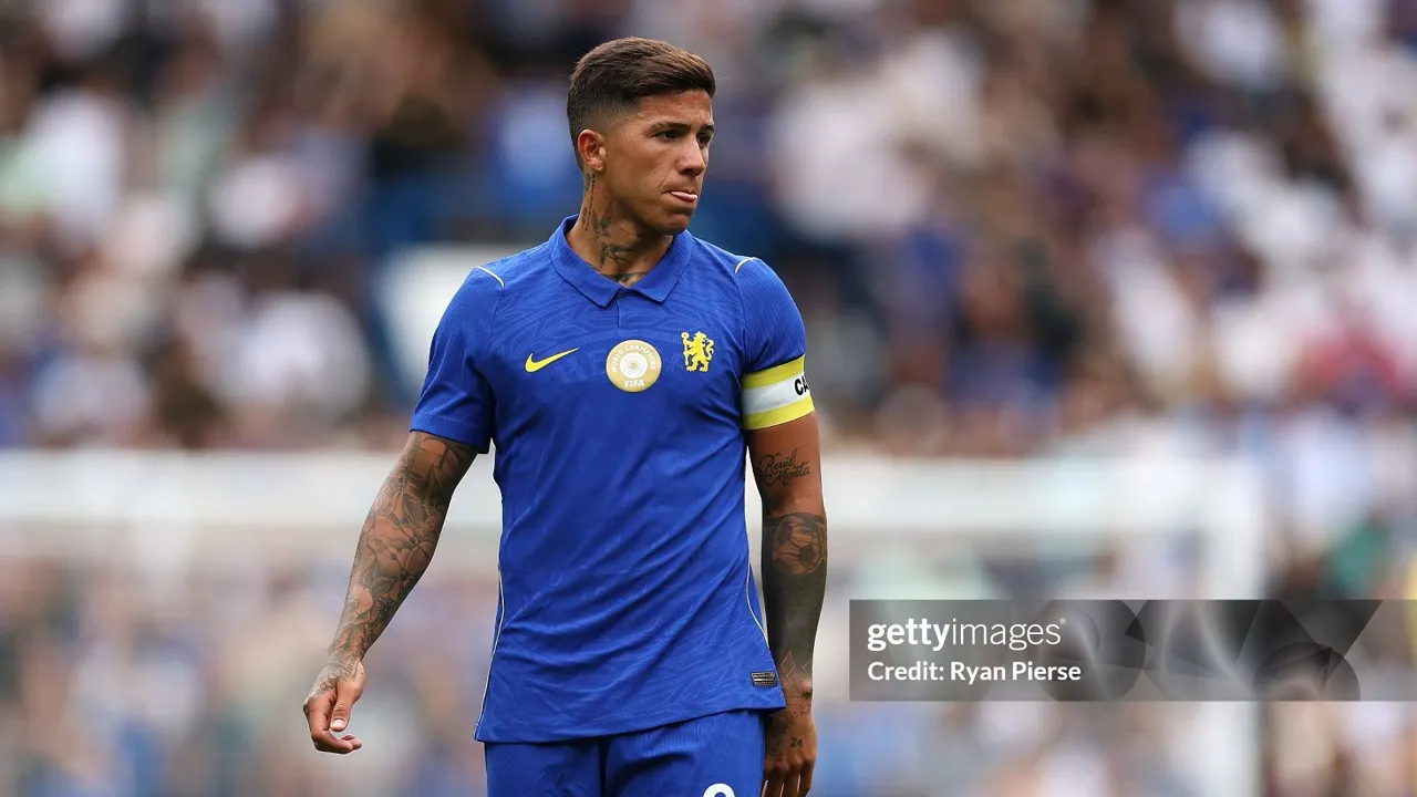 Enzo Fernandez Dicemooh Suporter Chelsea, Xabi Alonso Bereaksi