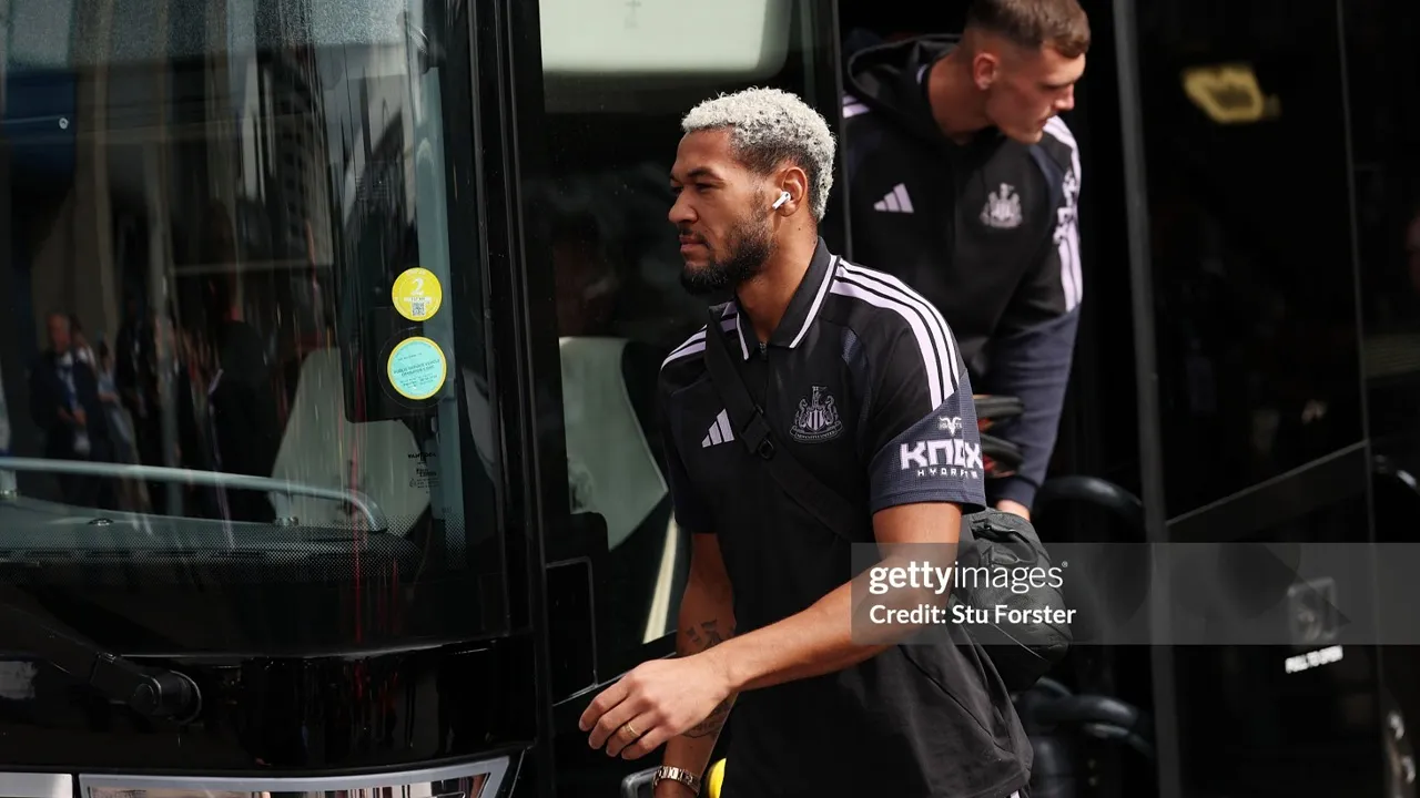 Joelinton Absen saat Newcastle United Hadapi Liverpool di Premier League
