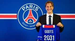 Mika Godts Resmi dengan Gabung Paris Saint-Germain
