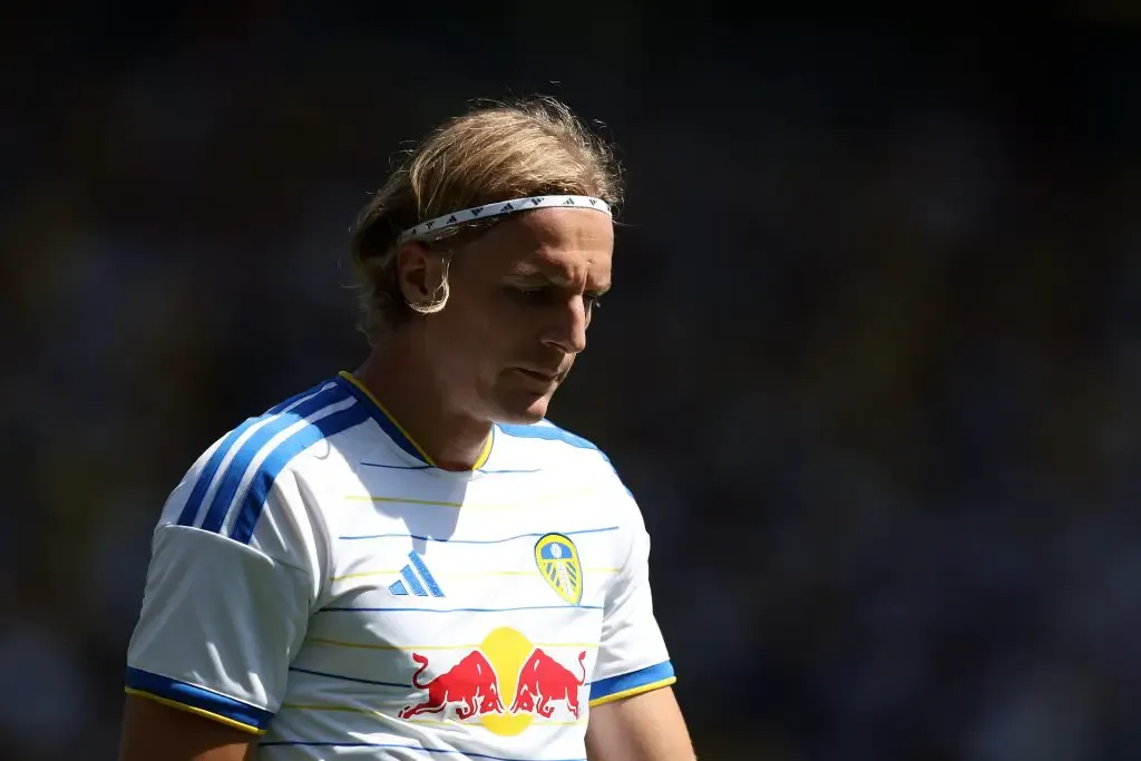 Sebastiaan Bornauw Resmi Dipinjamkan ke Hamburg - sumber: (getfootballnewsgermany)