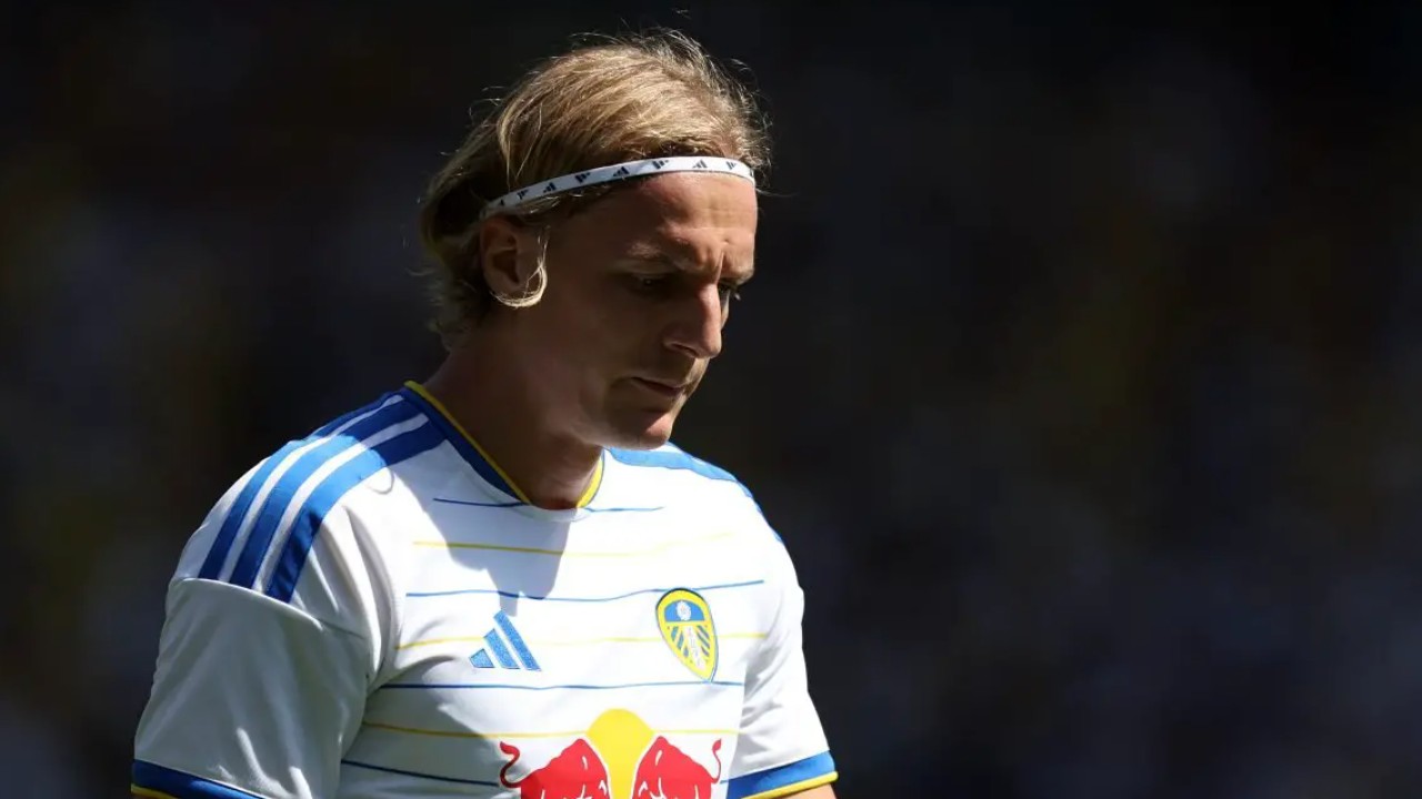 Sebastiaan Bornauw Sepakat Gabung Hamburg SV dengan Status Pinjaman