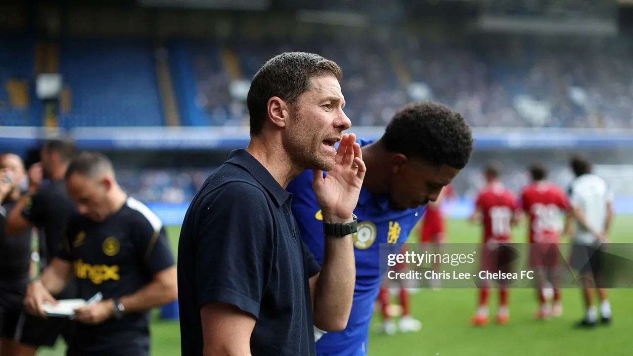Xabi Alonso Rasakan Momen Emosional di Stamford Bridge
