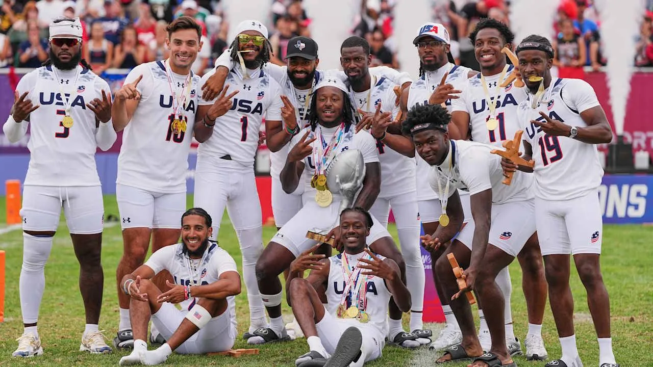 Tim putra AS mengalahkan Italia 46-26 pada partai final untuk merebut gelar juara dunia flag football keenam secara beruntun. (Foto: AP)