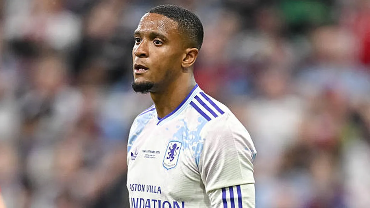 Bek Terbaik Tak Boleh Dilepas, Aston Villa Diminta Jangan Jual Ezri Konsa