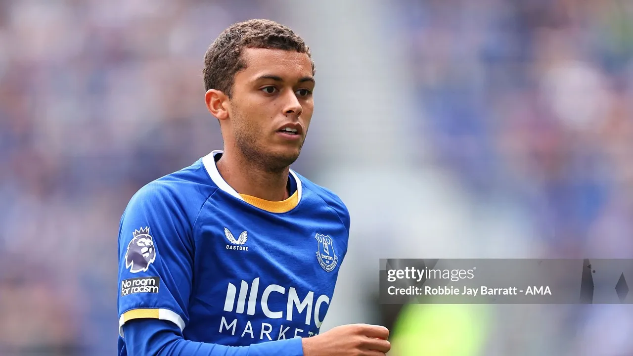 Brennan Johnson Punya Misi Akhiri Puasa Trofi Everton
