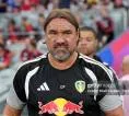 Daniel Farke Coret Largie Ramazani dari Rencana Leeds United