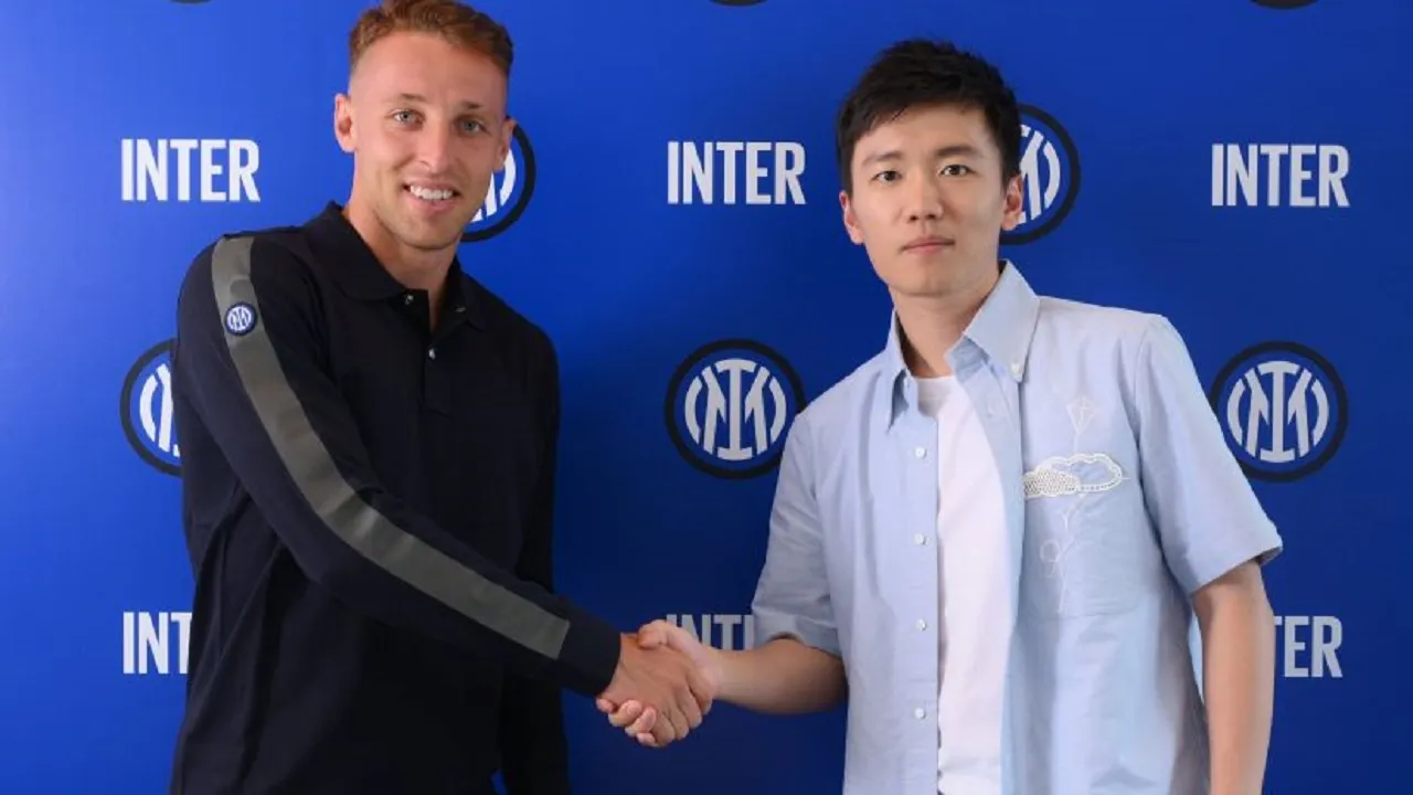 Davide Frattesi Ucapkan Perpisahan, Zhang Beri Komentar Menyentuh