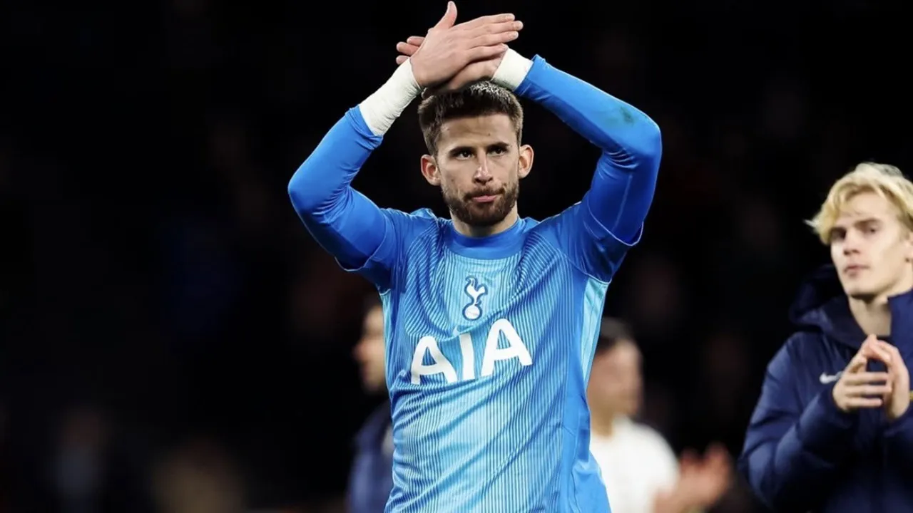 Detail Transfer Guglielmo Vicario ke Juventus Terungkap