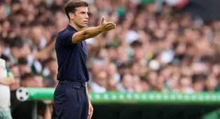 Inigo Perez Evaluasi Performa Villarreal Usai Imbang Lawan Racing Santander