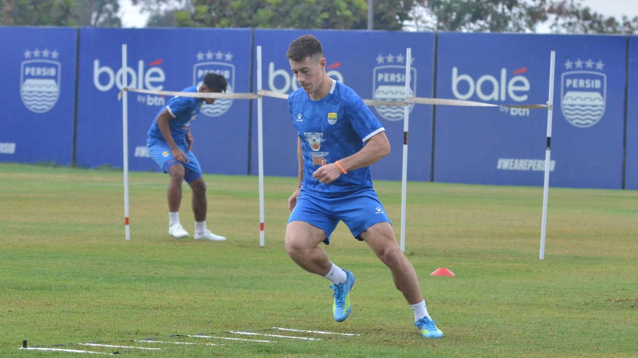 Peralta Usung Misi Rawat Tren Positif Persib di Sisa Pramusim