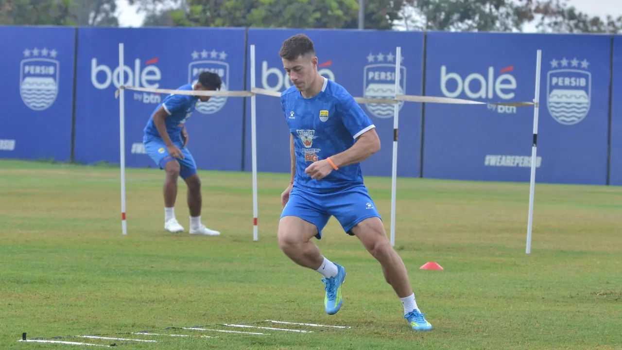 Peralta Usung Misi Rawat Tren Positif Persib di Sisa Pramusim