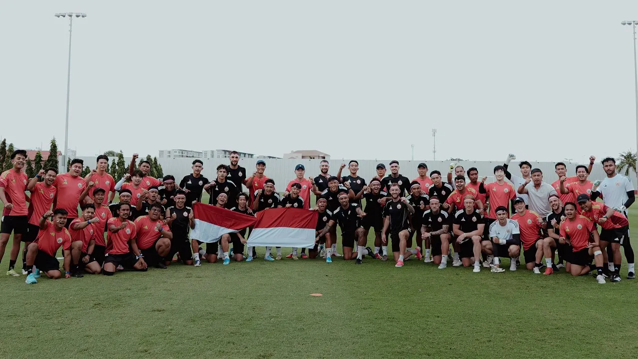Skuat Persija Jakarta merayakan HUT RI ke-81 di Bangkok, Thailand