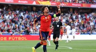 Santi Canizares Pertanyakan Keputusan Barcelona Melepas Ferran Torres