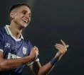 Selebrasi Main Biola Menalo Terinspirasi Mantan Striker Italia