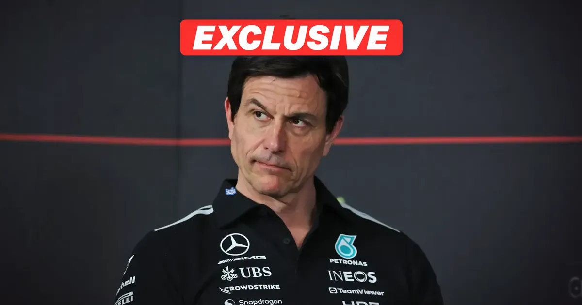 Toto Wolff Dukung Kembali ke Mesin V8 di Formula 1 - sumber: (racingnews365)