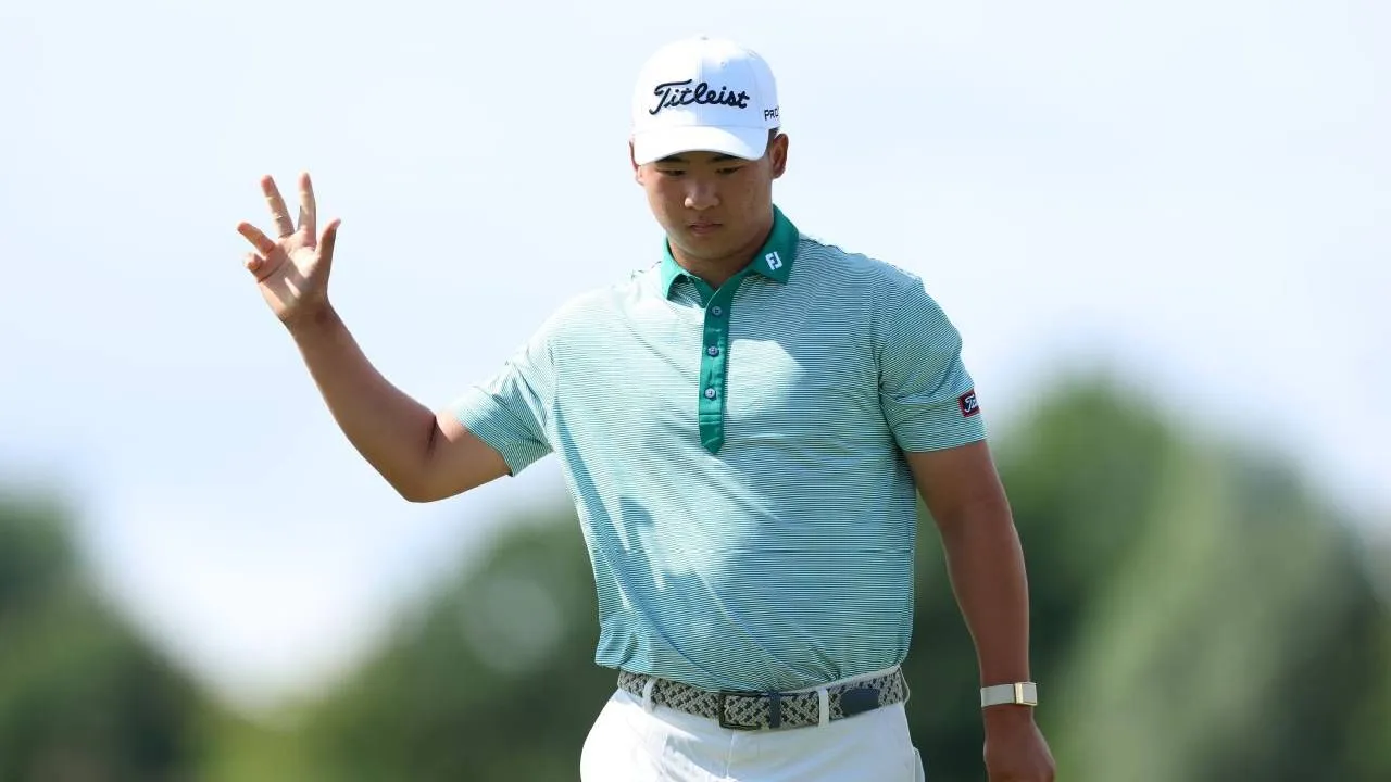 Yanhan Zhou melakukan pukulan spektakuler itu di hole kelima, par 5 sepanjang 598 yard, di Great Northern, Kerteminde, Denmark. (Foto: AP)