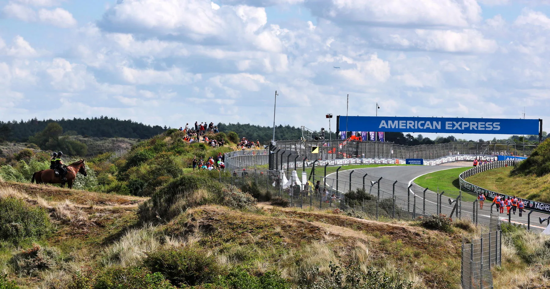Cuaca Menantang di Grand Prix Belanda F1 2026 - sumber: (racingnews365)