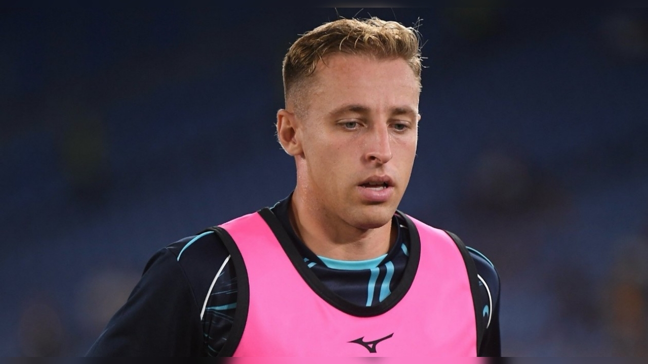 Fans Lazio Sambut Kedatangan Frattesi Dengan Beri Peringatan Dini