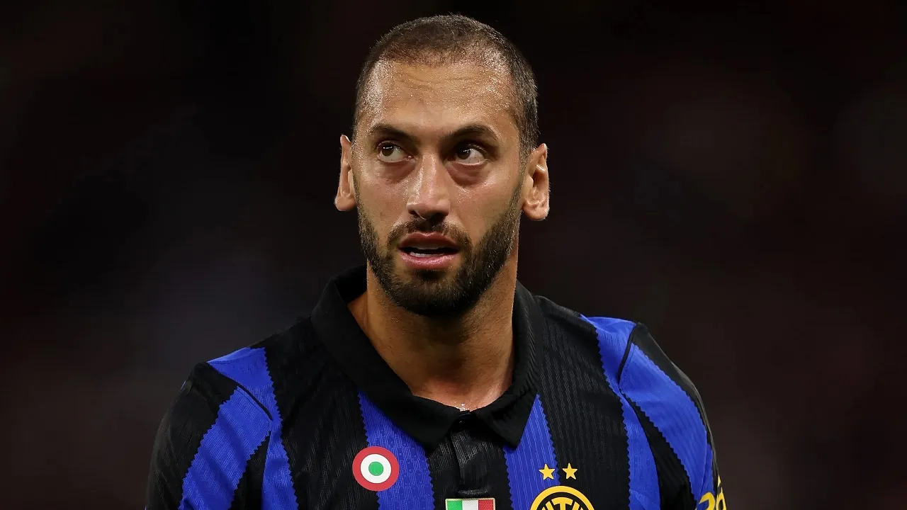 Hakan Calhanoglu Targetkan Inter Terus Dominasi Serie A Musim Ini