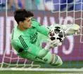 Javi Navarro Jadi Kandidat Kiper Cadangan Real Madrid