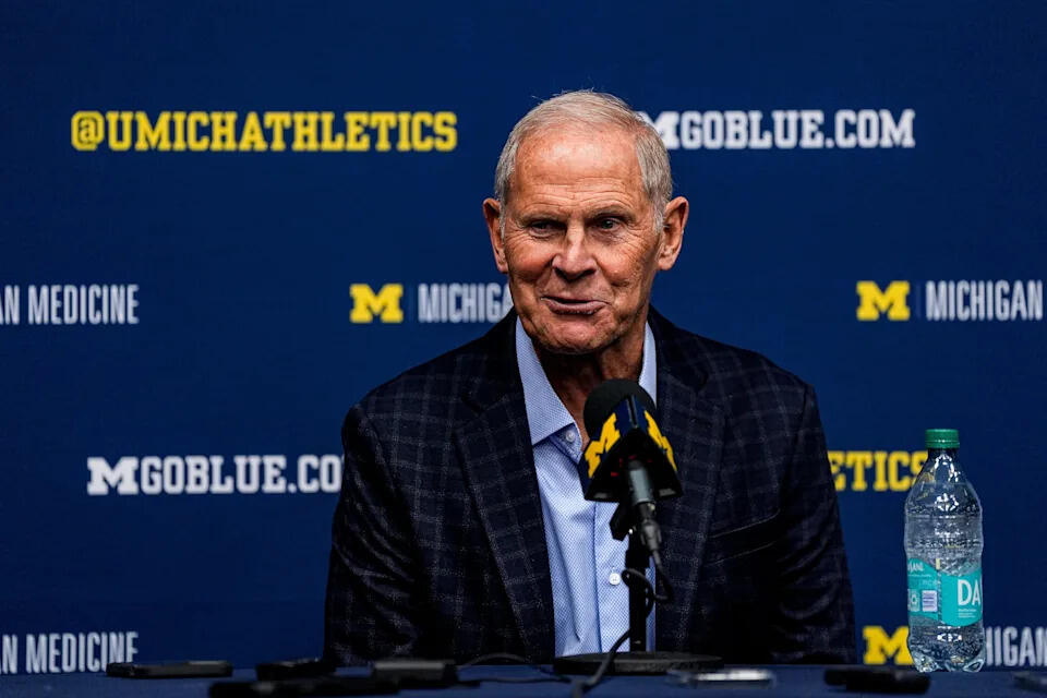 Magic Tunjuk Pelatih Legendaris NCAA Sebagai Konsultan