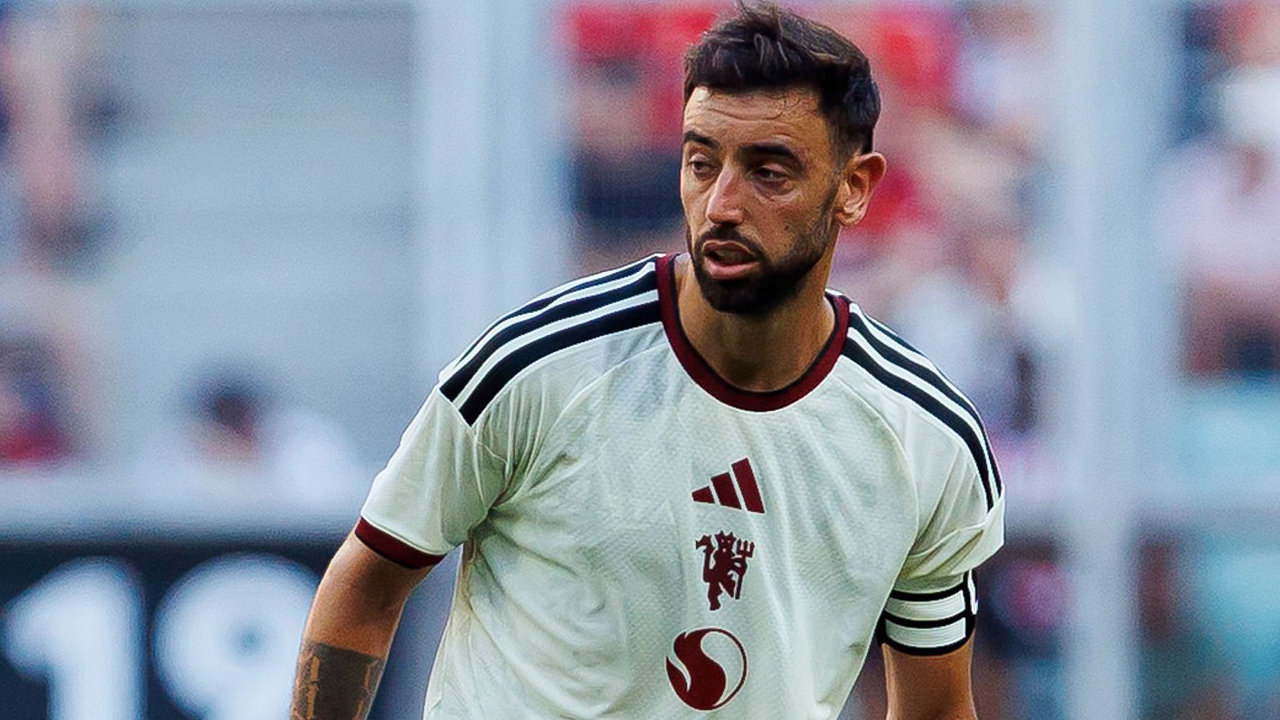 Manchester United Memulai Negosiasi Kontrak Baru dengan Bruno Fernandes