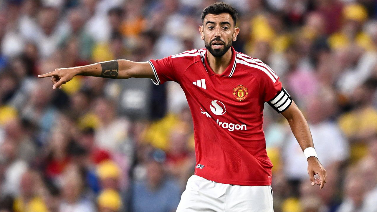 Manchester United Tolak Pendekatan Galatasaray untuk Bruno Fernandes