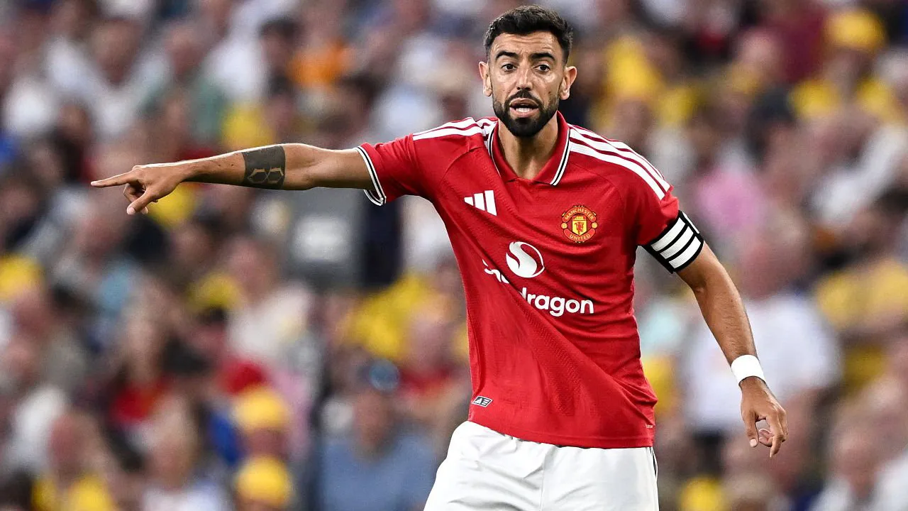 Manchester United Tolak Pendekatan Galatasaray untuk Bruno Fernandes