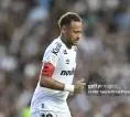 Neymar Jr Jadi Korban Pertama Aturan Baru Anti-Buang Waktu