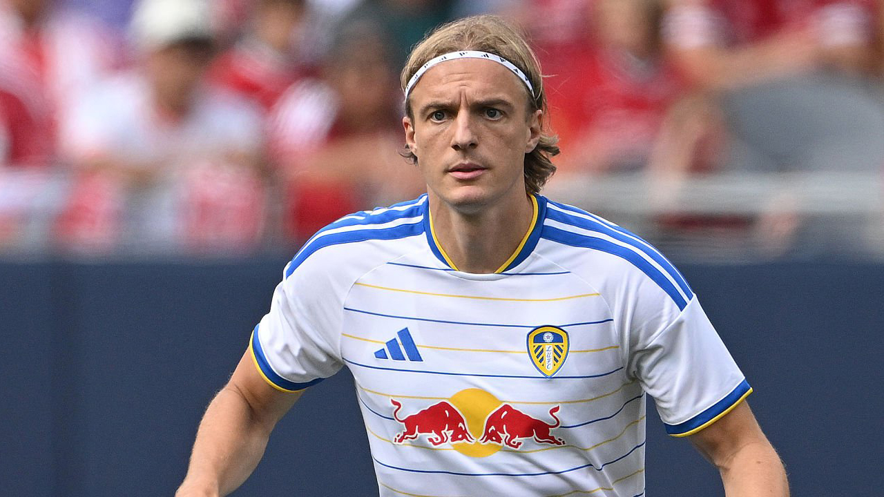 Selangkah Lagi Sebastiaan Bornauw Bergabung dengan Hamburg